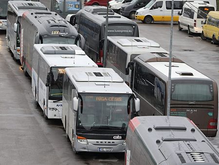 ATD pārvadātājiem protesta akcijas laikā par neizpildītiem vai daļēji izpildītiem reisiem piemēros līgumā noteiktos sodus
