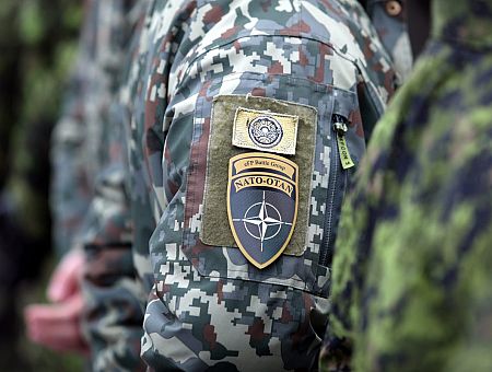 Vācija un Nīderlande izveidos NATO komandcentru Baltijas valstīs