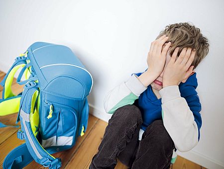 9-летний мальчик пострадал от самодельной бомбы из бытовой химии: уже 17-й случай у соседей