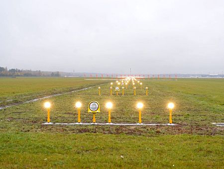 «Да здравствуют Ляйен, Силиня и прочие бришкенсы!» Экономист прогнозирует дефицит авиатоплива