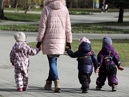 «Это не отпуск!» Премьер Литвы предлагает переименовать отпуск по уходу за ребёнком «Это не отпуск!» Премьер Литвы предлагает переименовать отпуск по уходу за ребёнком