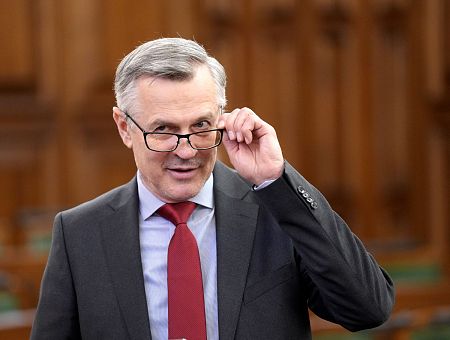 Депутат Сейма: «Совершенно ясно, ждуны есть и в нашем обществе!»