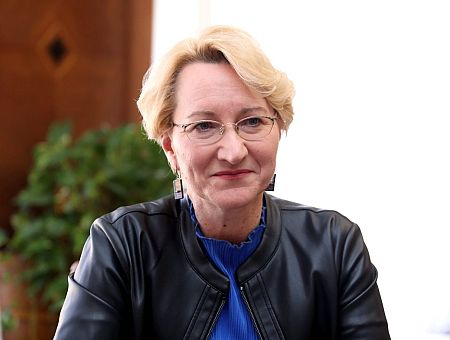 «Без неё церемония не состоится»: обсуждают поездку министра Даце Мелбарде на Олимпиаду