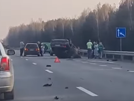 Возле Медемциемса на трассе А8 тяжелая авария. ВИДЕО