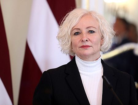 Mieriņa pieļauj, ka Saeima varētu strādāt arī vasarā