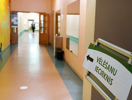 Pašvaldības vēlēšanu ķibeļu dēļ ierosina disciplinārlietas pret VDAA direktoru un atbildīgo par iepirkumiem