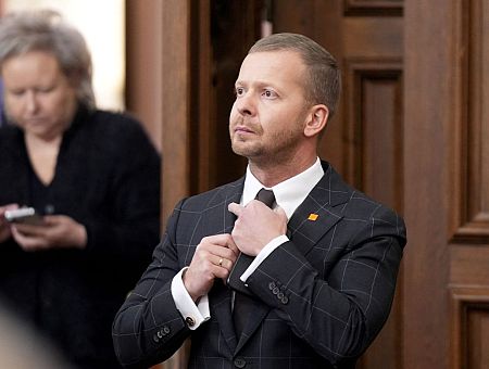 Росликов участвует в заседании Рижской думы дистанционно — из Белоруссии