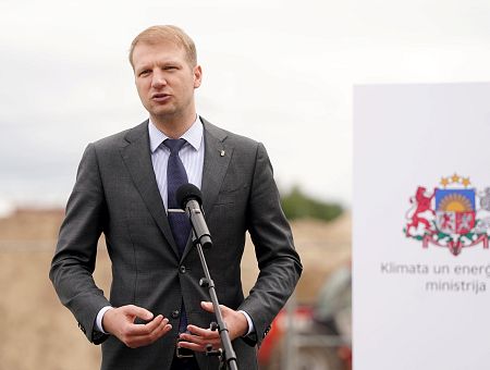 Летом, когда цена близка к нулю, никто не жалуется: министр о ценах на энергию