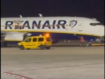 В Майорке произошёл пожар на самолёте Ryanair; несколько человек пострадали