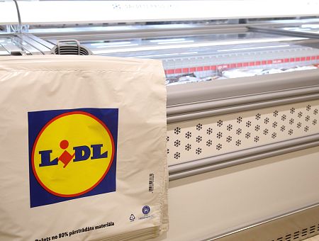 Помятые, но съедобные: магазины Lidl ввели «секретные пакеты» с овощами и фруктами