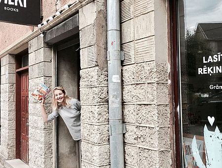 Вообще, это обидно! Хозяйка Vilki books о повышении цен на русские книги Вообще, это обидно! Хозяйка Vilki books о повышении цен на русские книги