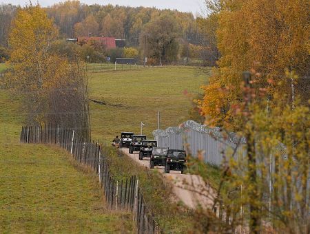 В приграничье началось отчуждение земли; крестьянам до сих пор многое неясно В приграничье началось отчуждение земли; крестьянам до сих пор многое неясно