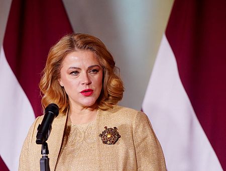 А как же коалиция? Силиня не исключает отставки одного из министров — из партии противников одной конвенции