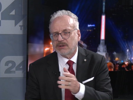 Нужно, чтобы они оставались в меньшинстве: Левитс рассказал, как остановить Россию