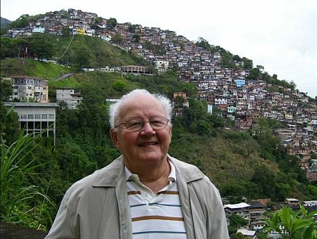 Почему у нелатышского населения в Латвии нет достоинства? Илья Гейман