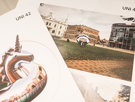 Единорогов в нашей истории не было: в Лиепае разразился скандал вокруг идеи арт-объекта Единорогов в нашей истории не было: в Лиепае разразился скандал вокруг идеи арт-объекта