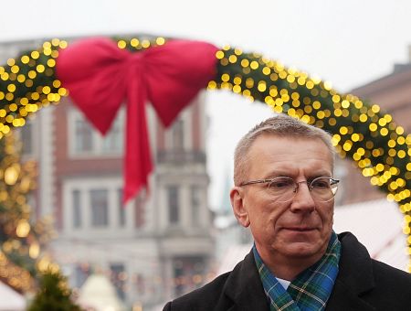 Ринкевич сомневается в «моральной последовательности» повышения НДС на русскую прессу Латвии, но…