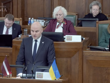 Страна «живет в долг»: оппозиция критикует коалицию