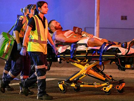 В Сиднее на празднике Ханука убиты 9 человек: было бы больше, если бы не герой-австралиец (ВИДЕО) В Сиднее на празднике Ханука убиты 9 человек: было бы больше, если бы не герой-австралиец (ВИДЕО)