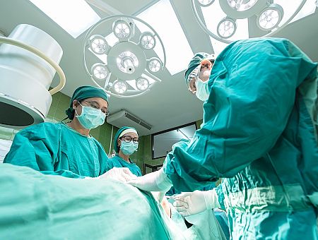 В Латвии проведена уникальная операция. «Описано всего около 200 случаев»: хирург Гаврилин В Латвии проведена уникальная операция. «Описано всего около 200 случаев»: хирург Гаврилин