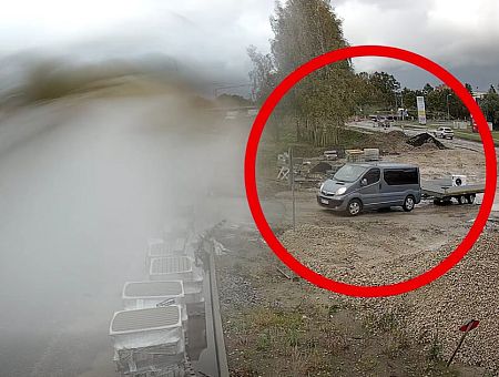 Рассчитал все, но не учел камеры: водитель хитро выкинул стиральную машину (ВИДЕО) Рассчитал все, но не учел камеры: водитель хитро выкинул стиральную машину (ВИДЕО)