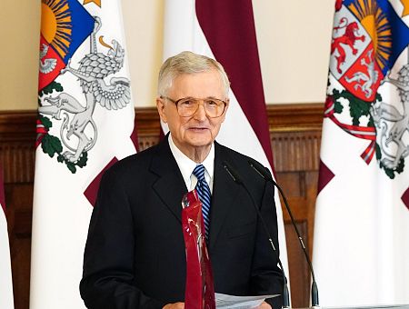 Дела идут в опасном направлении: миллионер Витолс предупреждает латышей от неверных шагов