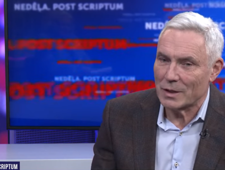 Так увольняют или нет? Директор театра «Дайлес» считает, что актрисам не на что обижаться