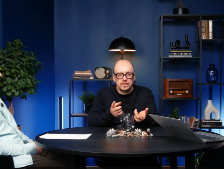 Латышский под угрозой, а русские — не меньшинство: Ланга взъелась на Ханова Латышский под угрозой, а русские — не меньшинство: Ланга взъелась на Ханова