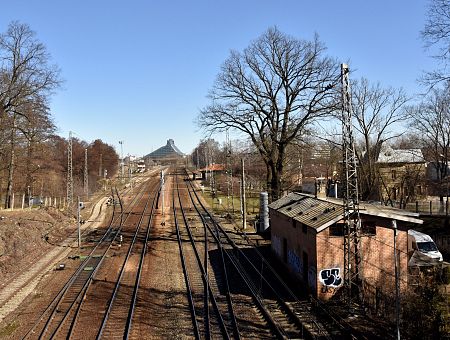 В чём мать родила — по рельсам: подробности о происшествии на станции Торнякалнс