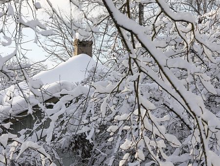 Dienvidlatgali klāj līdz 46 centimetriem dziļš sniegs