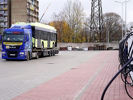 Кто ж наварился? Закупка электробусов в Латвии признана неэффективной