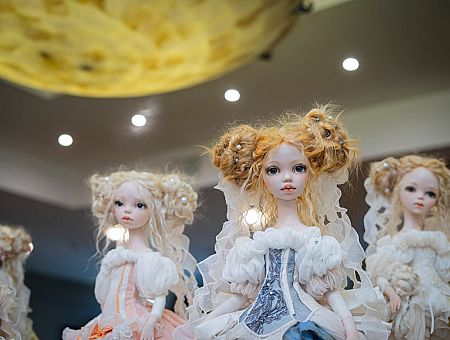 Rīgā notiks starptautiska dizaineru leļļu izstāde «Doll’Arte»
