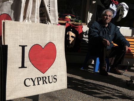 «Признаюсь, я выругалась на русском»: латышка приехала на Кипр, а там всё на русском языке