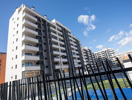 Было ваше — стало наше: в Испании «окупасы» захватывают квартиры, сдуру купленные иностранцами Было ваше — стало наше: в Испании «окупасы» захватывают квартиры, сдуру купленные иностранцами