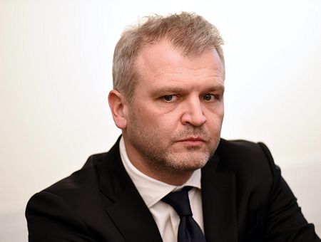 Скандал вокруг Нурмуйжского замка. Бывшая Олега Филя требует 30 000 евро у миллионера