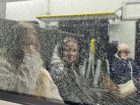 В Риге стреляли по пассажирскому поезду. Инцидент произошёл у станции Vagonu parks