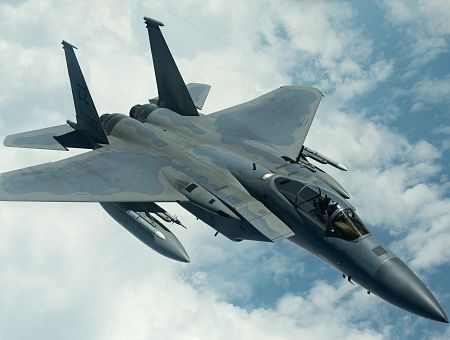 Первый самолёт ВВС США  бит прямо над Ираном: обе стороны усиленно ищут спасшегося лётчика