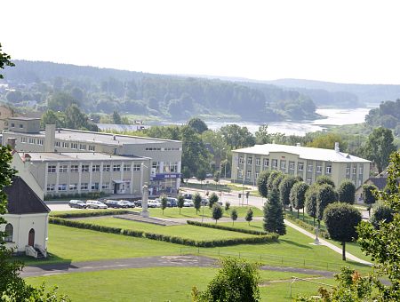 В Краславе дважды пытались похитить детей: подозреваемый задержан