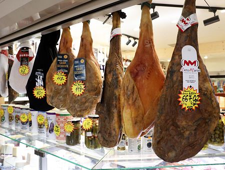 Люди, оглянитесь, да мы же живём в шоколаде! Оптимистичный взгляд на цены вызвал критику в соцсетях