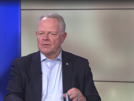 Меня больше беспокоит другое: чего боится генерал Граубе в нынешней ситуации для безопасности страны