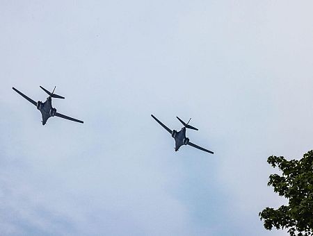 Пошумим: союзники два дня будут летать над востоком Латвии ради квалификации