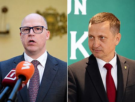 Пора бы вам, Краузе, на выход! Генпрокурор согласен с Press.lv, а вот его визави — нет