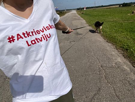 «Мы тебя посадим!» Ланге  угрожали на автобусной остановке