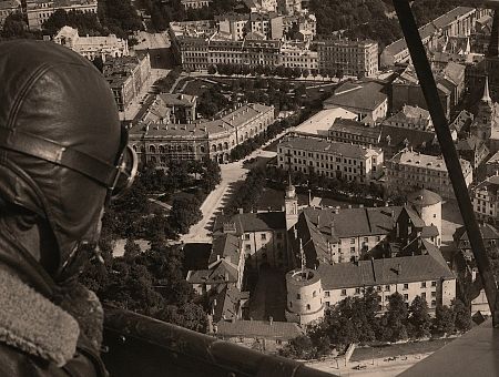 Австралийский ас, Рига и катастрофа «Челенджера»: три истории в одном флаконе