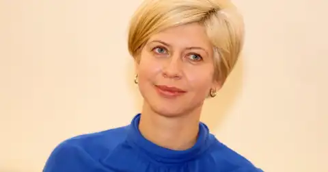 У министра Анды Чакши новый кавалер: свои отношения они больше не скрывают