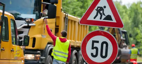 Latvijas autoceļu uzturētājs strādās arī svētkos un brīvdienās
