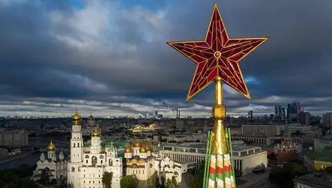 Отправила роскошное авто для мужа: связи латвийской бизнесвумен в РФ