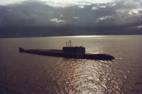 Стук из-под темной воды: на экраны выходит иностранный фильм про «Курск»