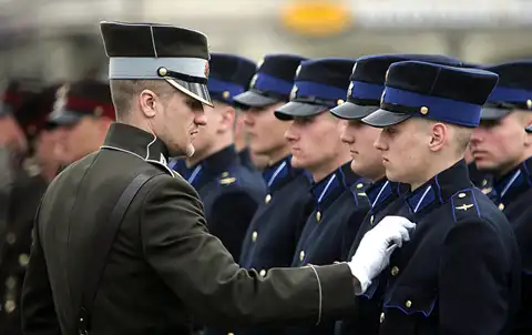 Latvija plāno sūtīt karavīrus uz Ukrainu