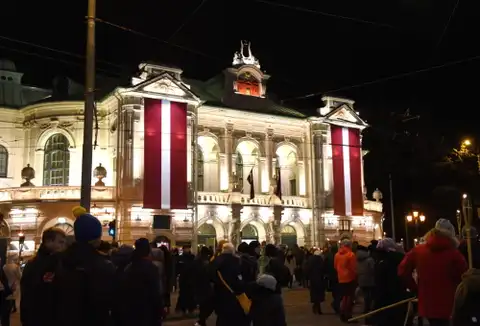 Līdz janvāra beigām Nacionālajā teātrī atceltas visas izrādes